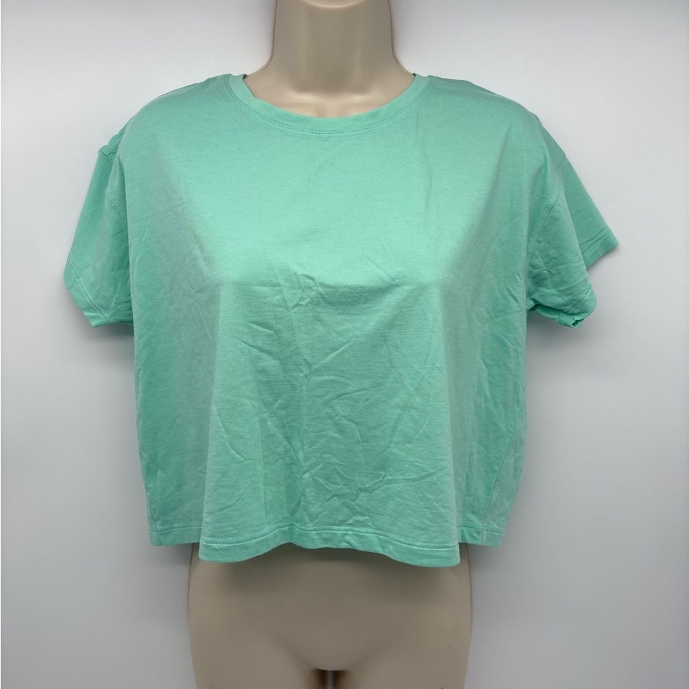 Lululemon Cropped Tee - Picture 2 of 9